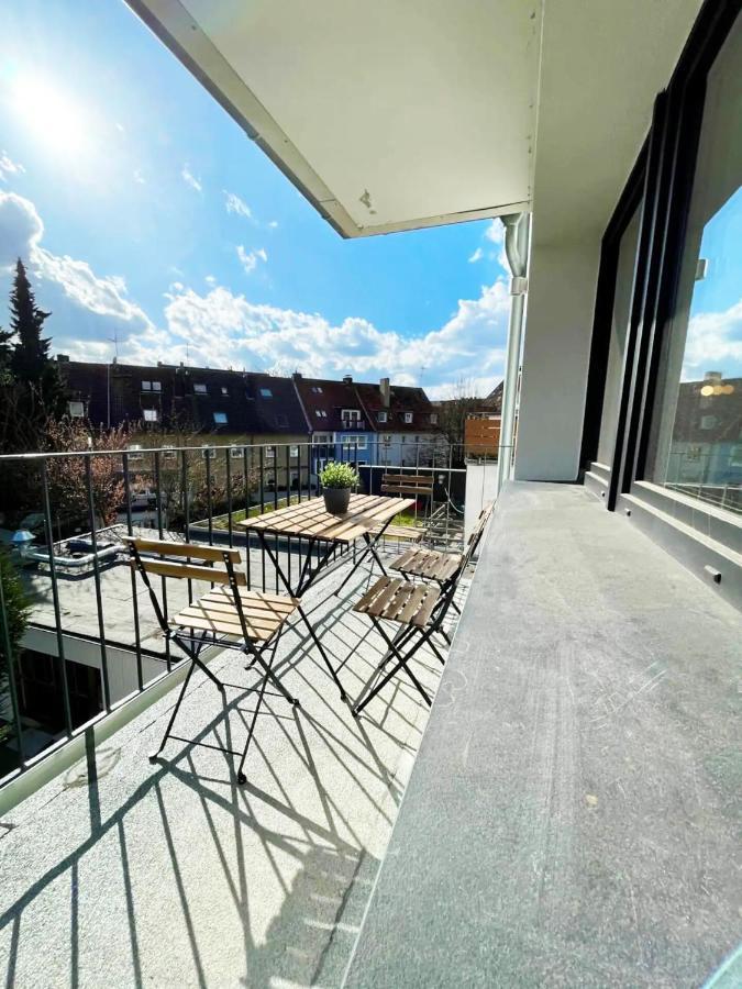 Cozy Apartment With Kitchen + Balcony New! เอสเซน ภายนอก รูปภาพ